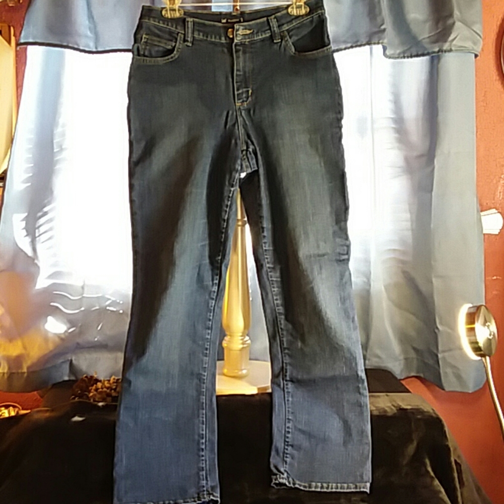 Lee's Relaxed Fit Blue Jeans